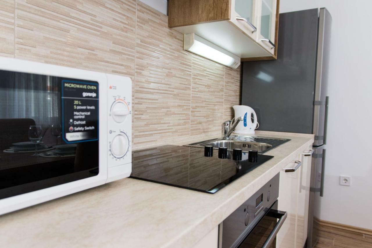 Apartman Kuzmanic Kaštela Exterior foto